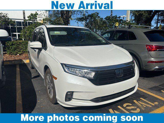 Photo of 2021 White Honda Odyssey