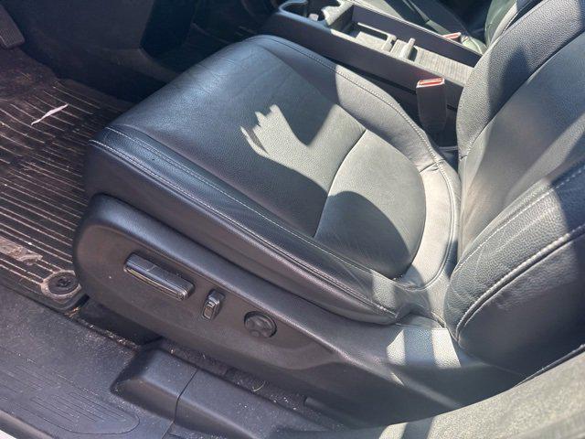 Photo of 2021 White Honda Odyssey