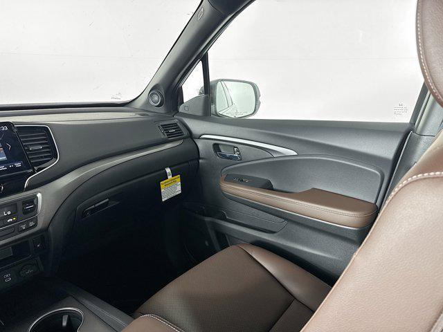 Photo of 2026 Platinum White Pearl Honda Ridgeline
