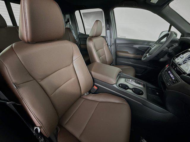 Photo of 2026 Platinum White Pearl Honda Ridgeline