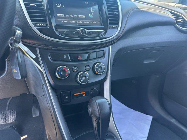 Photo of 2017 Crimson Metallic Chevrolet Trax