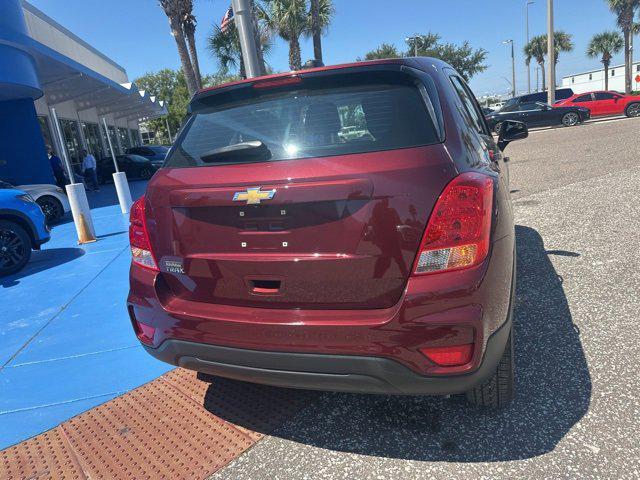 Photo of 2017 Crimson Metallic Chevrolet Trax