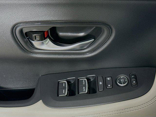 Photo of 2026 Modern Steel Metallic Honda HR-V