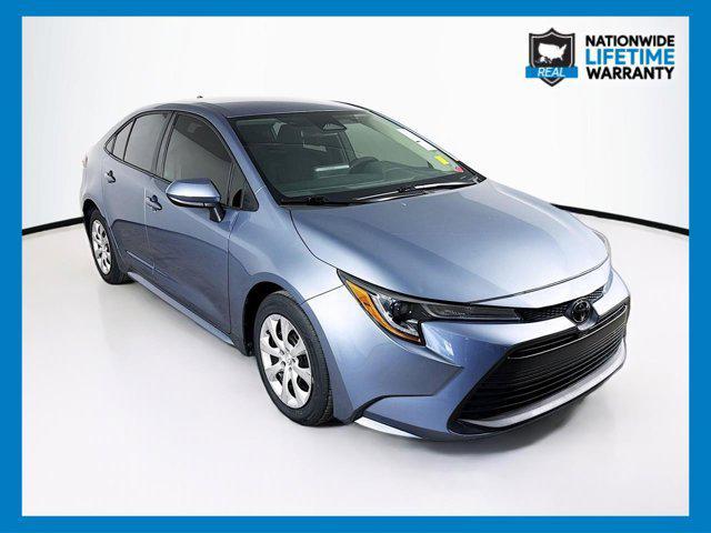 Photo of 2023 Celestite Toyota Corolla