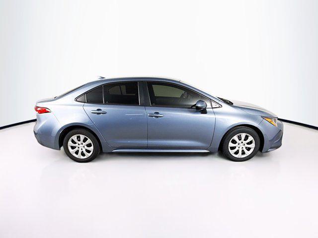 Photo of 2023 Celestite Toyota Corolla