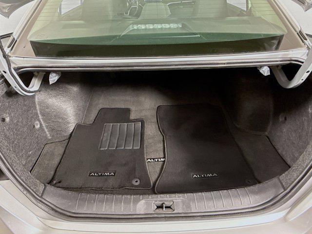 Photo of 2024 Brilliant Silver Metallic Nissan Altima