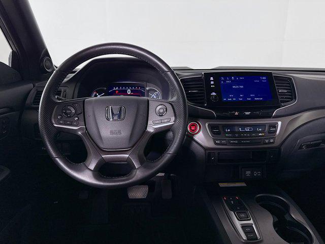 Photo of 2023 Lunar Silver Metallic Honda Passport