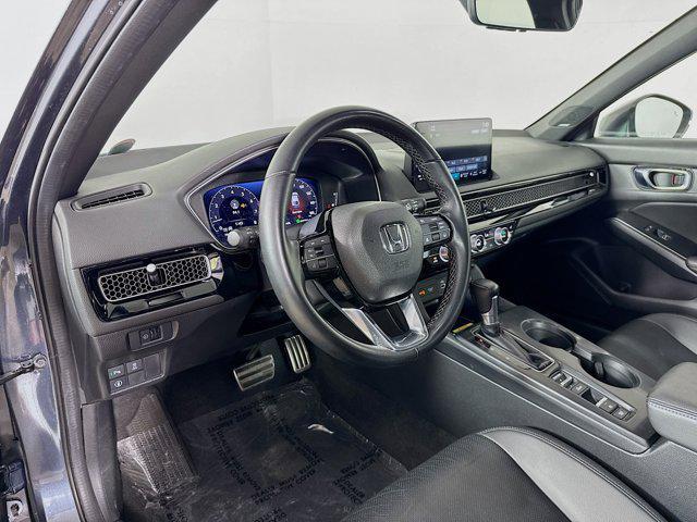 Photo of 2022 Gray Honda Civic