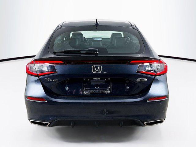 Photo of 2022 Gray Honda Civic