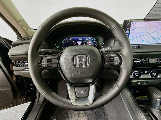 Photo of 2025 Crystal Black Pearl Honda Accord Hybrid