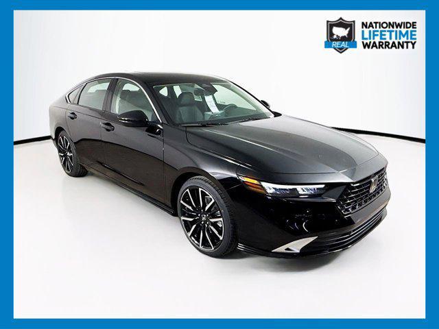 Photo of 2025 Crystal Black Pearl Honda Accord Hybrid