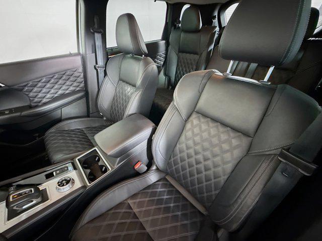 Photo of 2023 Silver Mitsubishi Outlander PHEV