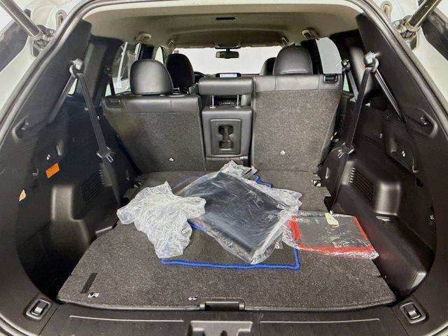Photo of 2023 Silver Mitsubishi Outlander PHEV