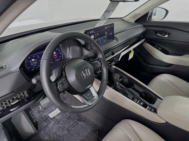 Photo of 2025 Urban Gray Pearl Honda Accord Hybrid