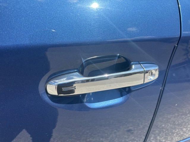 Photo of 2022 Abyss Blue Subaru Ascent