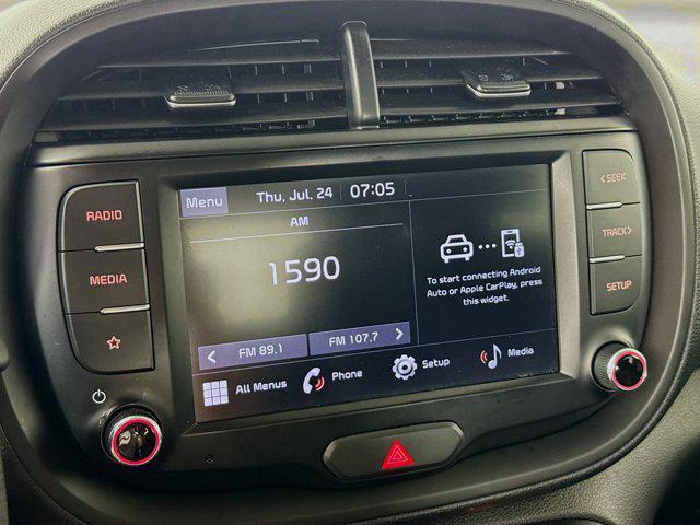 Photo of 2022 Snow White Pearl Kia Soul