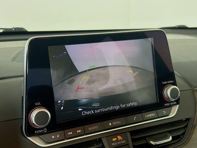 Photo of 2023 Super Black Nissan Altima