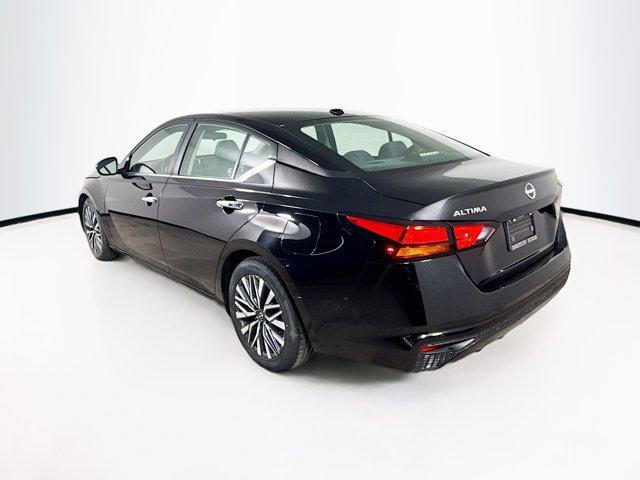 Photo of 2023 Super Black Nissan Altima