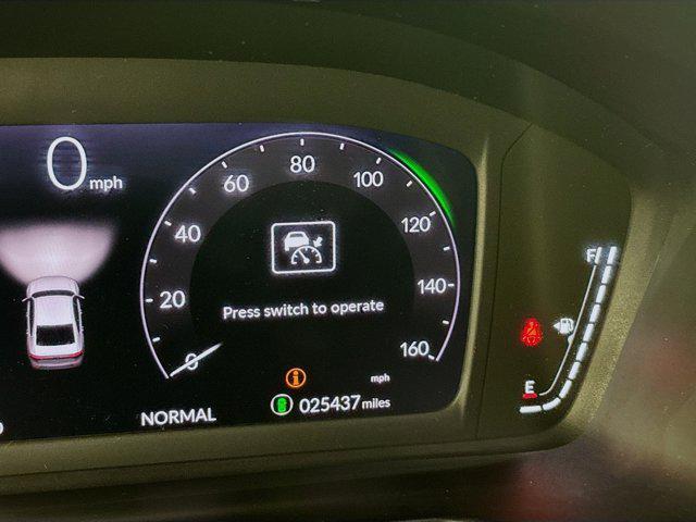 Photo of 2023 Urban Gray Pearl Honda Accord Hybrid
