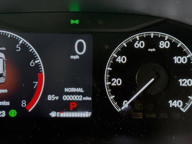 Photo of 2026 Platinum White Pearl Honda CR-V