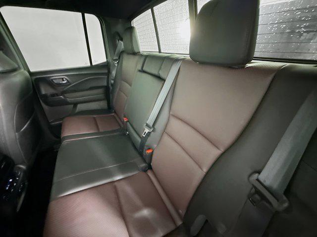 Photo of 2025 Sonic Gray Pearl Honda Ridgeline