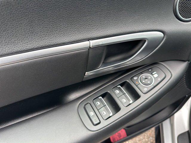 Photo of 2024 Silver Hyundai SONATA