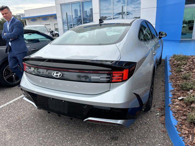 Photo of 2024 Silver Hyundai SONATA