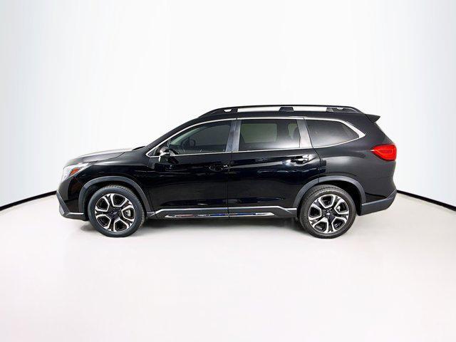 Photo of 2023 Crystal Black Pearl Subaru Ascent