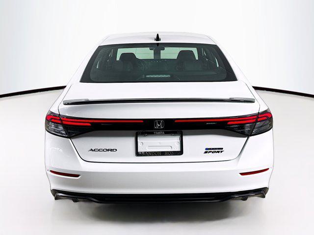 Photo of 2025 Platinum White Pearl Honda Accord Hybrid