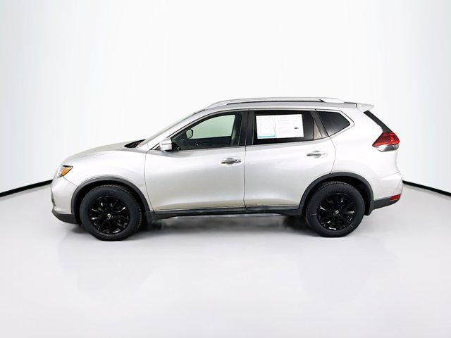 Photo of 2018 Brilliant Silver Nissan Rogue