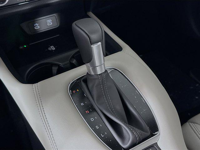 Photo of 2026 Nordic Forest Pearl Honda HR-V