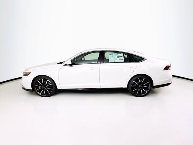 Photo of 2025 Platinum White Pearl Honda Accord Hybrid