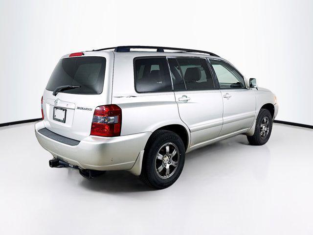 Photo of 2005 Millennium Silver Toyota Highlander