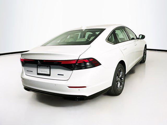 Photo of 2025 Platinum White Pearl Honda Accord Hybrid