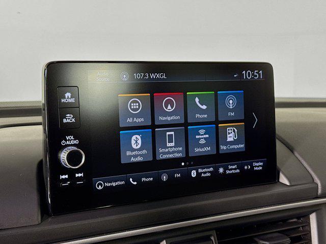 Photo of 2025 Silver Honda Pilot