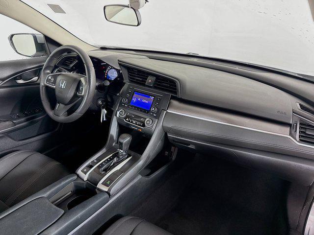 Photo of 2017 Silver Honda Civic