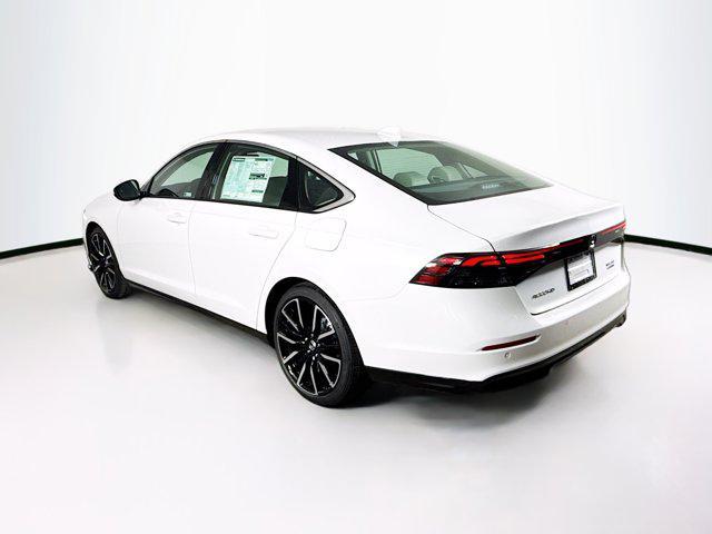 Photo of 2025 Platinum White Pearl Honda Accord Hybrid