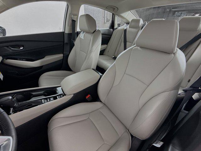 Photo of 2025 Platinum White Pearl Honda Accord Hybrid