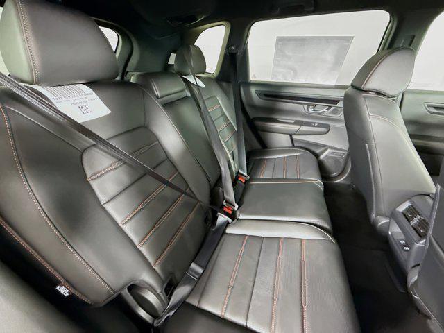 Photo of 2025 Solar Silver Metallic Honda CR-V Hybrid