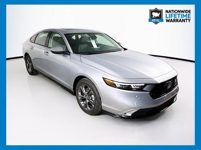 Photo of 2025 Solar Silver Metallic Honda Accord Hybrid