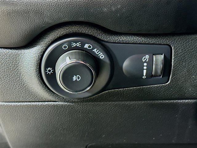 Photo of 2022 White Knuckle Clearcoat Dodge Durango