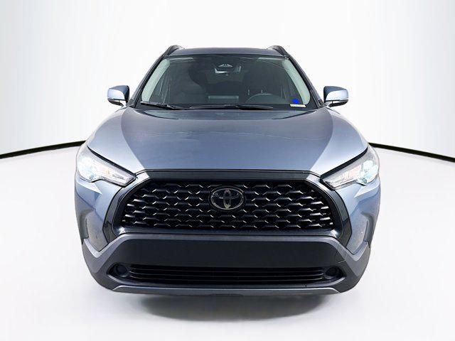 Photo of 2024 Celestite Toyota Corolla Cross