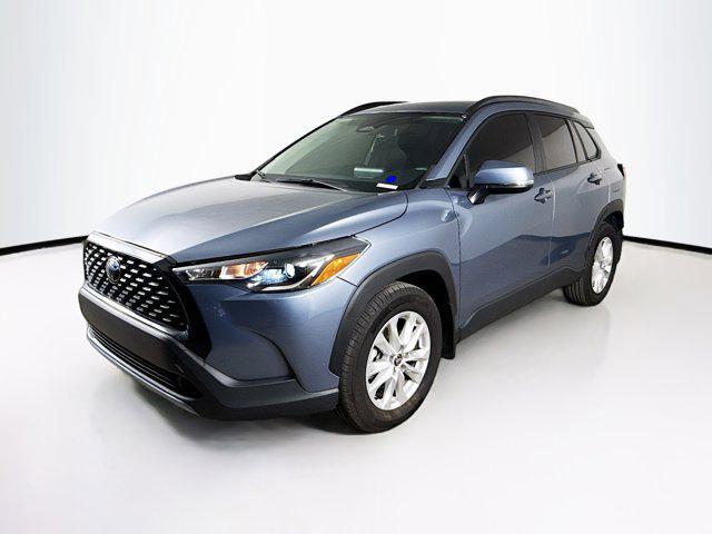 Photo of 2024 Celestite Toyota Corolla Cross