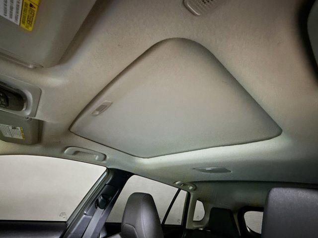 Photo of 2024 Celestite Toyota Corolla Cross