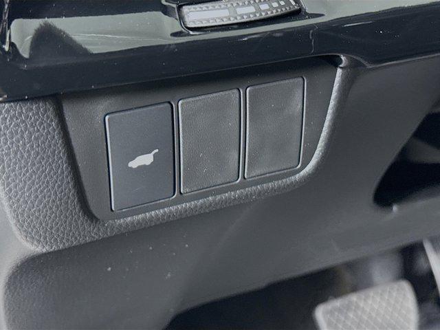 Photo of 2026 Platinum White Pearl Honda CR-V Hybrid