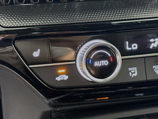 Photo of 2026 Platinum White Pearl Honda CR-V Hybrid