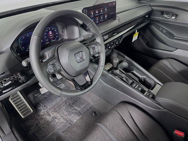 Photo of 2025 Solar Silver Metallic Honda Accord Hybrid