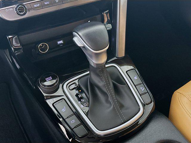 Photo of 2024 Gravity Gray Kia Seltos