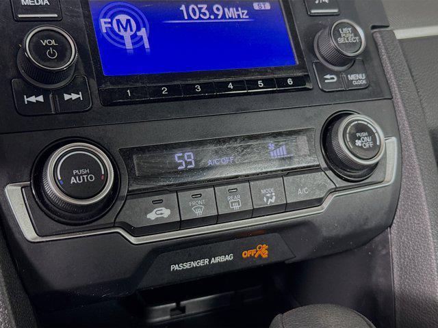 Photo of 2018 White Honda Civic