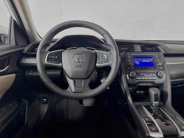 Photo of 2018 White Honda Civic